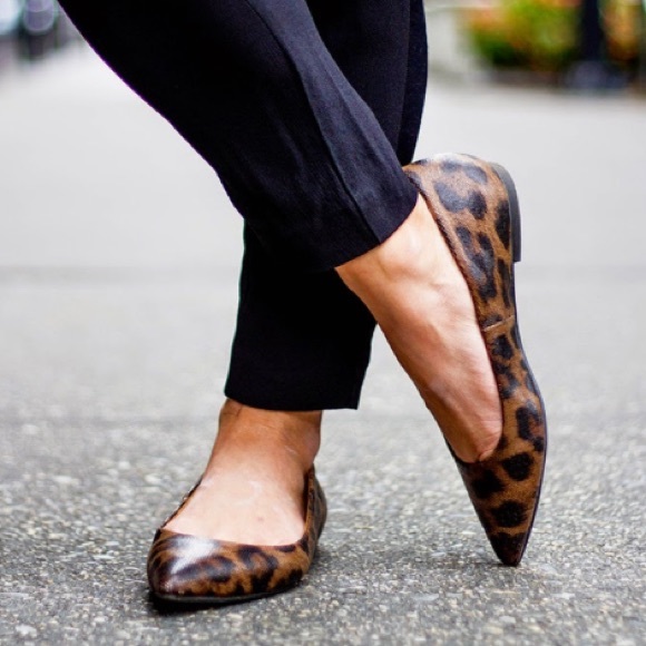 Seychelles Shoes - Seychelles “Well Known” Flat in Leopard Print- Women’s size 6